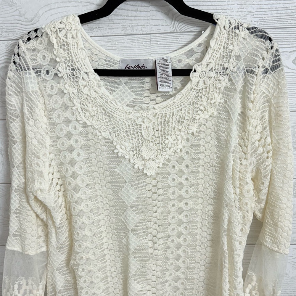 LeModa Women’s Ivory Shear & Lace Boho Top. Size M - Picture 3 of 8